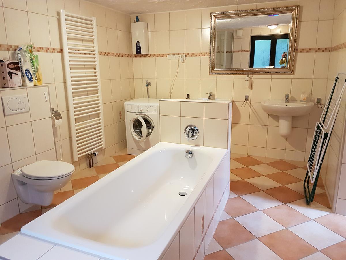 צל אן דר מוזל Haus Am Bachgasse - Haus Von 1777 Mit Sauna מראה חיצוני תמונה